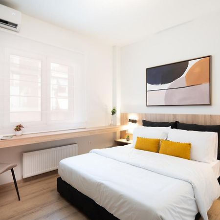 Luxury Apartment Next To The National Museum Athènes Extérieur photo