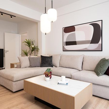 Luxury Apartment Next To The National Museum Athènes Extérieur photo
