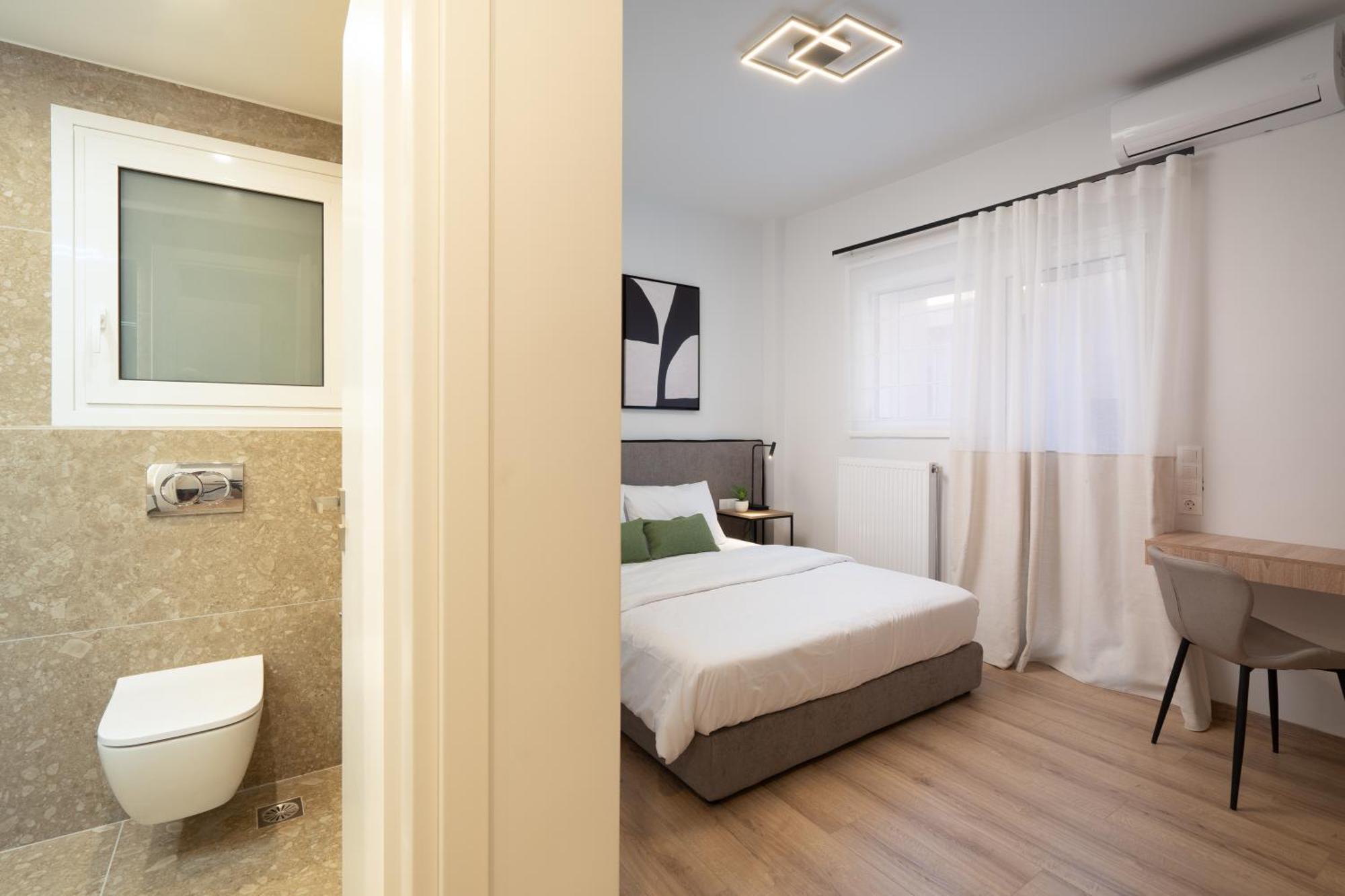 Luxury Apartment Next To The National Museum Athènes Extérieur photo